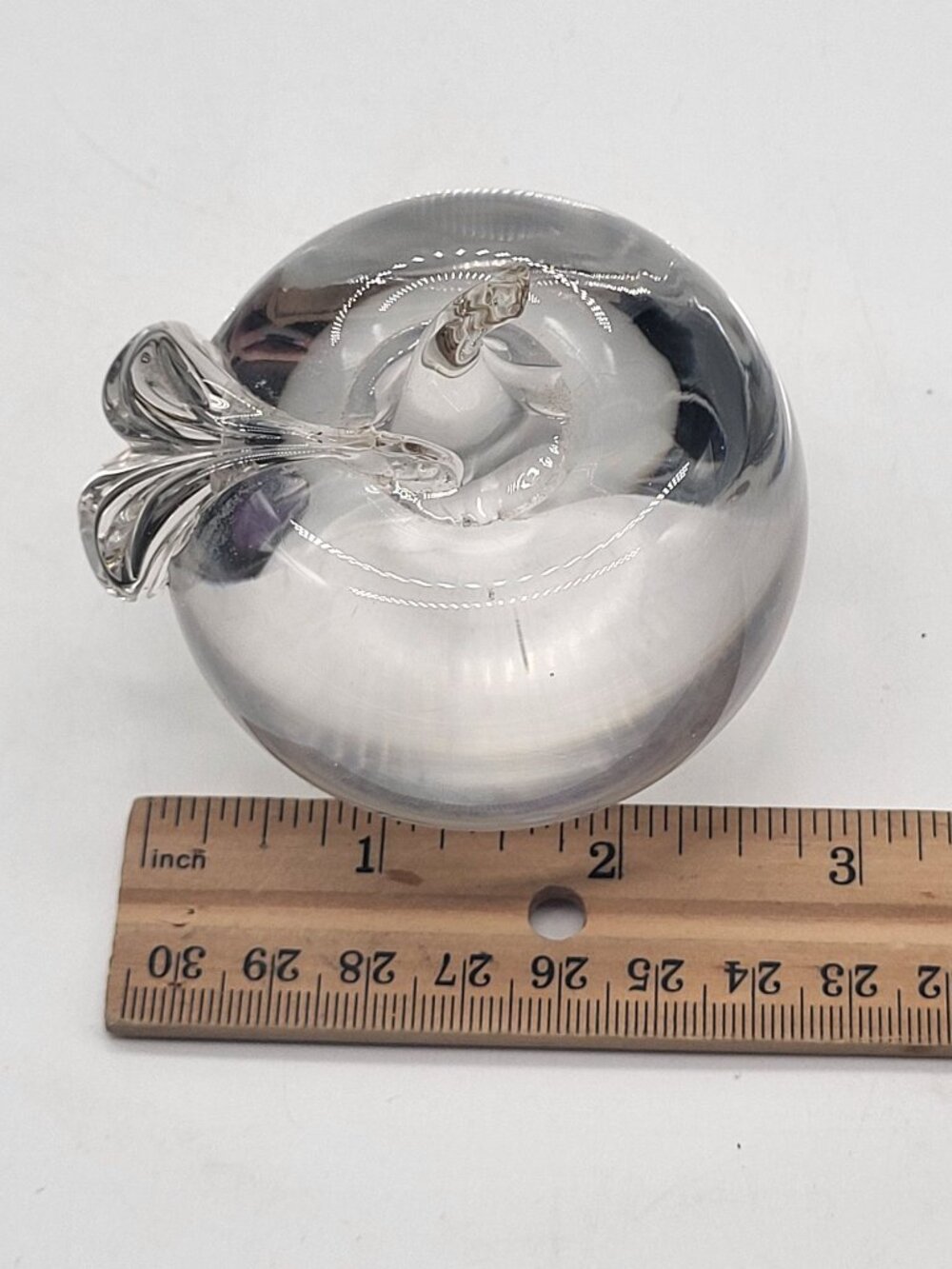 Clear Art Glass Apple Solid Paperweight Teacher Fruit Decor - Picture 7 of 8